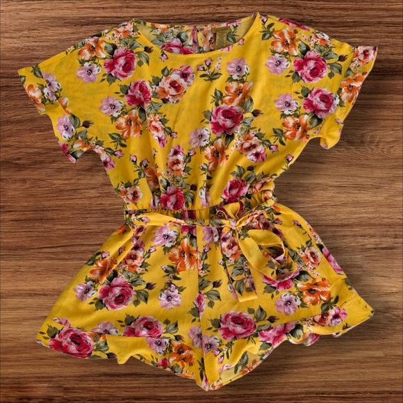 NWOT Wrangler Floral Romper, Yellow, Size Large - Picture 1 of 11